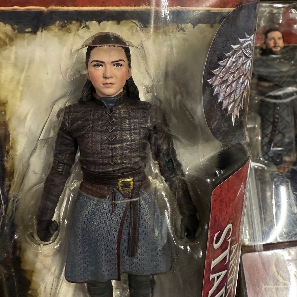 HBO Game of Thrones Action Figures Set Of 3 JonSnow, Arya, McFarlane Toys NEW - Picture 5 of 16